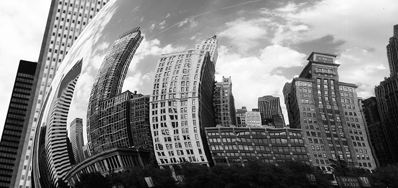 Chicago skyline seen in The Bean art installation